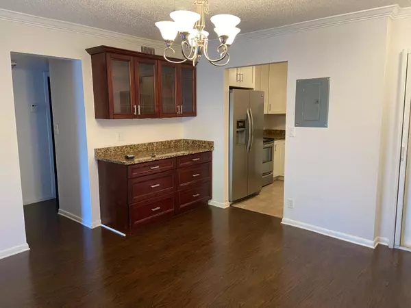 300 S Waterway DR 105, Lantana, FL 33462