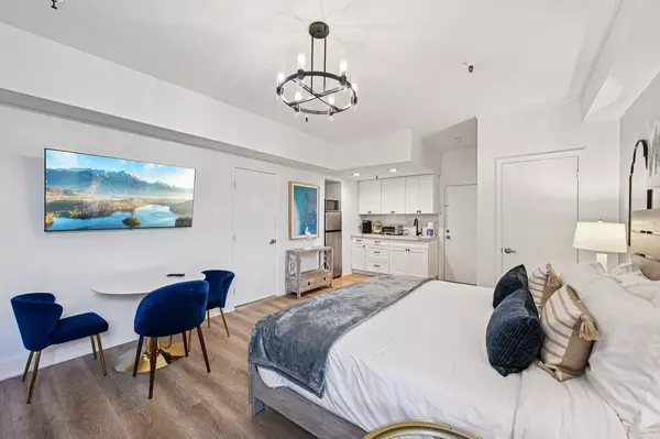 Palm Beach, FL 33480,235 Sunrise AVE 3032 & 3102