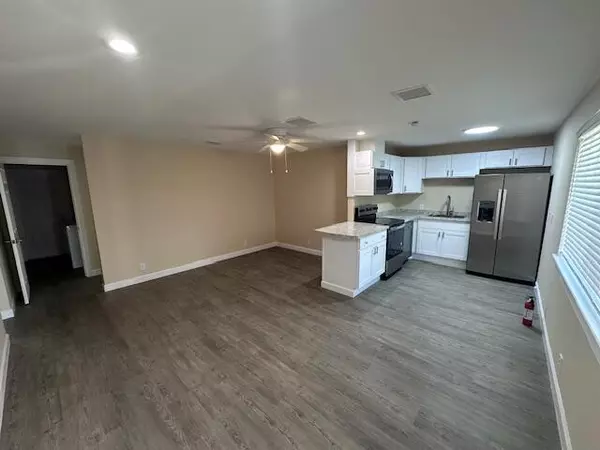 West Palm Beach, FL 33403,2850 Hinda RD