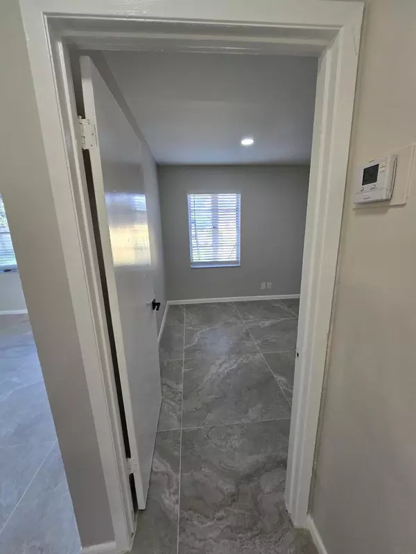 Lake Worth, FL 33461,4036 Luzon AVE