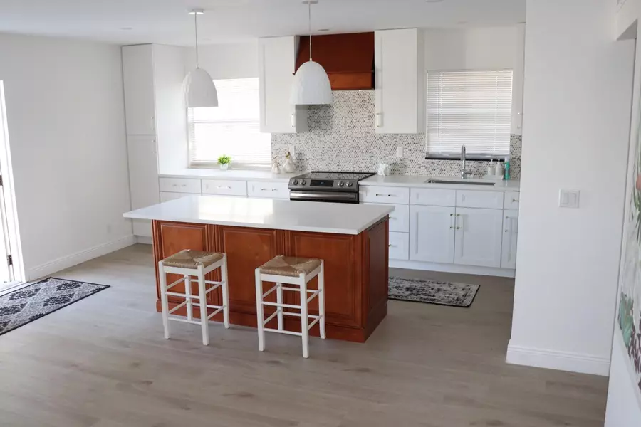 556 Monaco L, Delray Beach, FL 33446