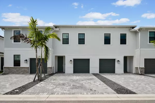 Stuart, FL 34997,7638 SW Lucy LN