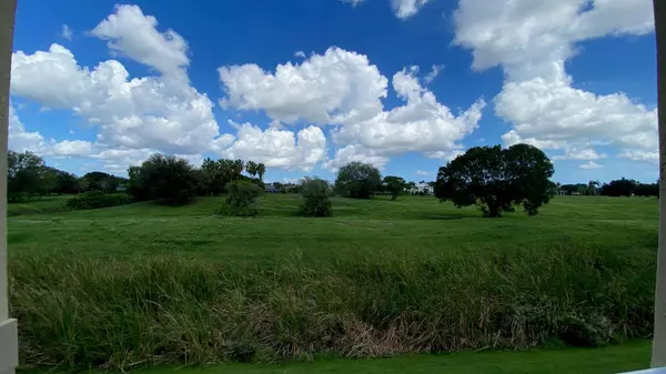 Wellington, FL 33414,2060 Greenview Shores BLVD 311