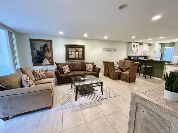 Lake Worth, FL 33467,4801 Esedra CT 104