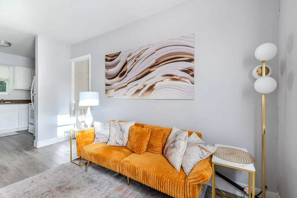 Hollywood, FL 33020,1826 Sherman ST 8