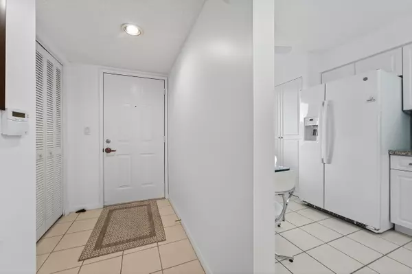 Delray Beach, FL 33484,14095 Royal Vista DR 304