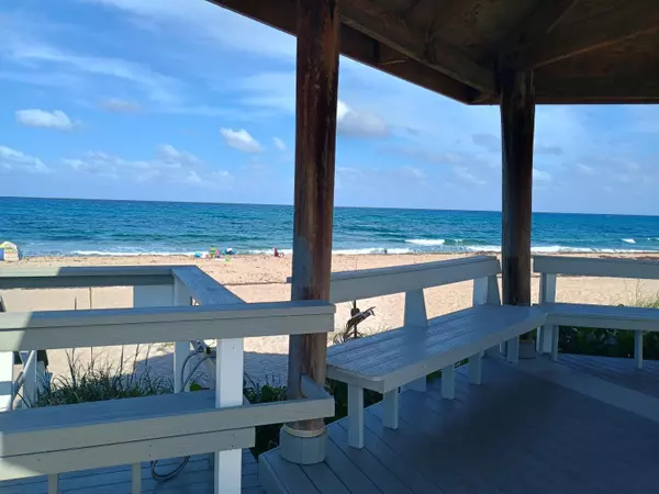 Ocean Ridge, FL 33435,5505 N Ocean Blvd 6-105