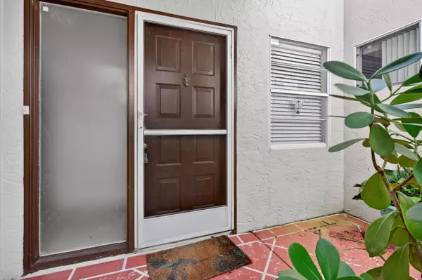 Delray Beach, FL 33484,6070 Sunny Manor CT