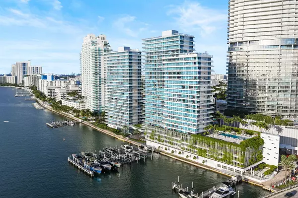 Miami Beach, FL 33139,520 West AVE 1601