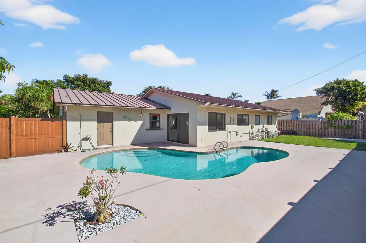 Delray Beach, FL 33444,714 Heron DR