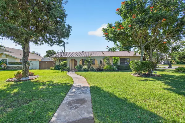 Delray Beach, FL 33444,714 Heron DR