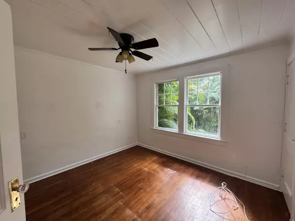 Lake Park, FL 33403,200 Park AVE 23