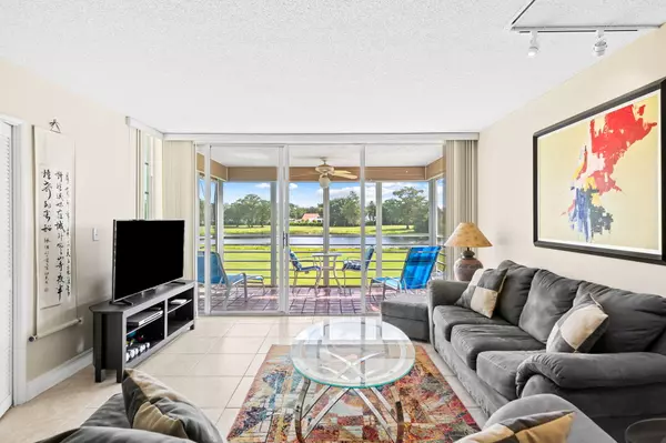 Pompano Beach, FL 33069,808 Cypress BLVD 206