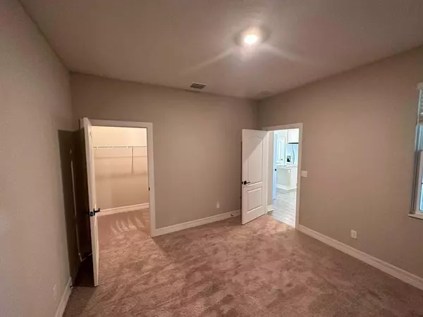 Fort Pierce, FL 34947,1726 Party PL