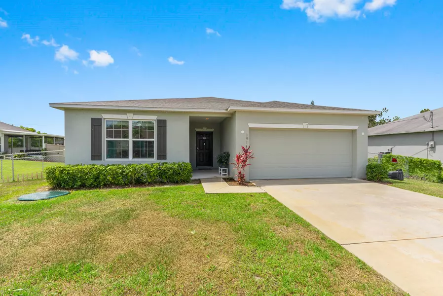 1514 SW Kosnar AVE, Port Saint Lucie, FL 34953