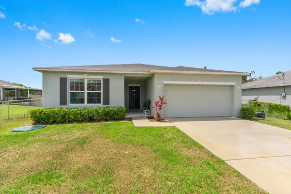 1514 SW Kosnar AVE, Port Saint Lucie, FL 34953