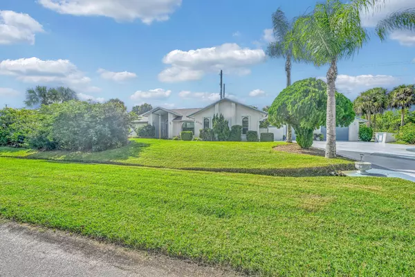 2336 SW Altara ST, Port Saint Lucie, FL 34953