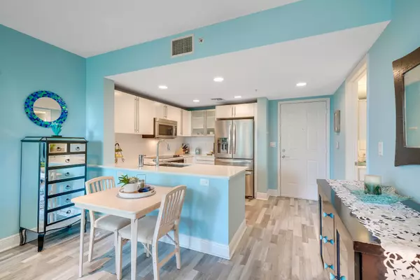 West Palm Beach, FL 33401,610 Clematis ST 419