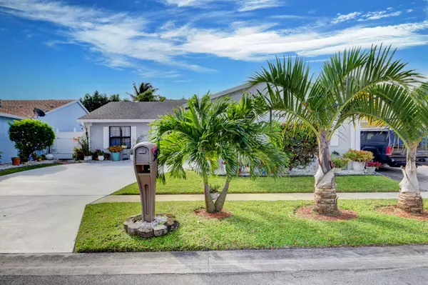 Lake Worth, FL 33463,5882 W Lincoln CIR