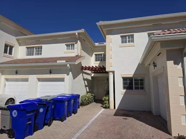 Vero Beach, FL 32962,504 7th SQ 103