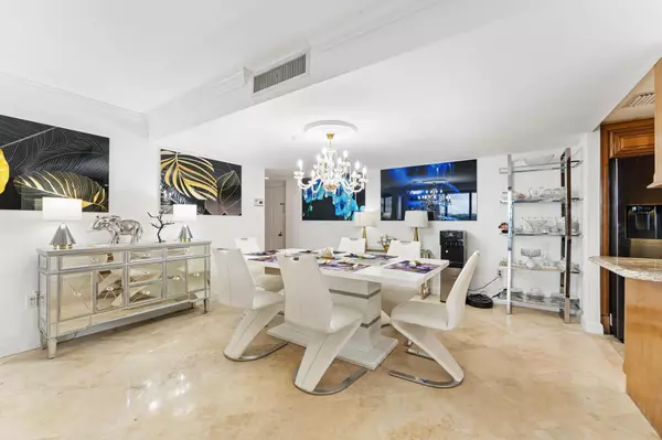 West Palm Beach, FL 33407,5600 N Flagler DR 605