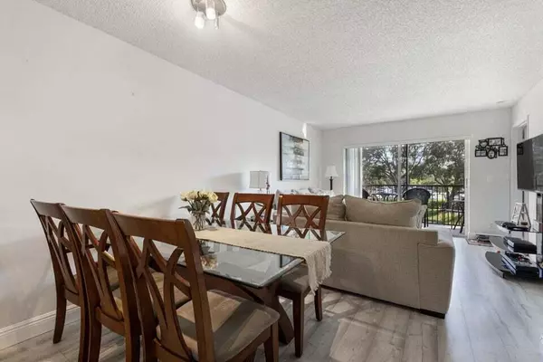 Pompano Beach, FL 33069,2230 N Cypress Bend DR 209