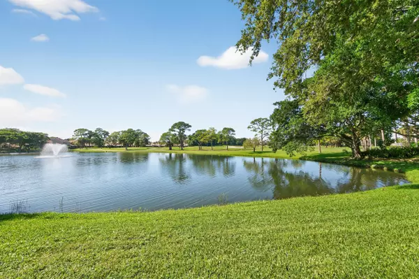 Palm Beach Gardens, FL 33418,1115 11th TER 1115