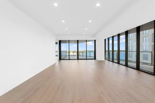 West Palm Beach, FL 33401,1333 S Flagler DR 602