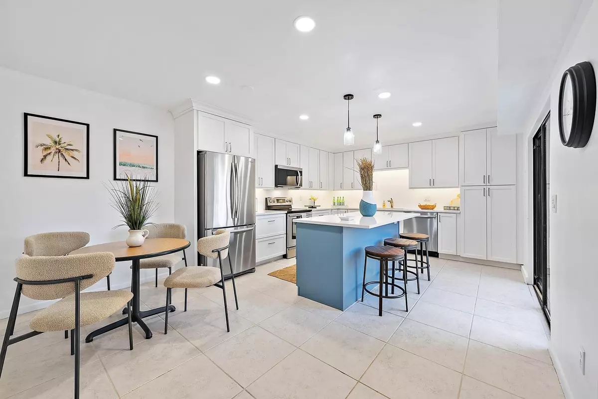 Jupiter, FL 33477,1420 Ocean WAY 30c