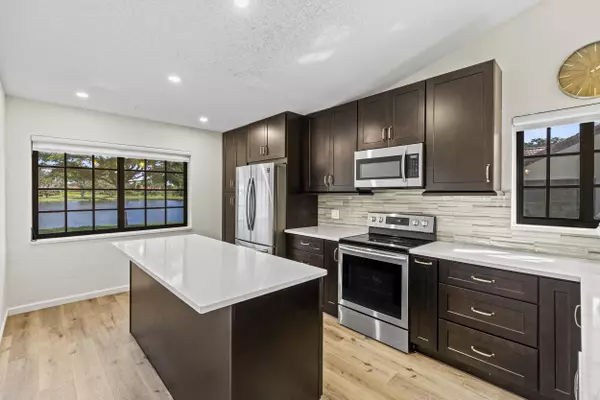 Boynton Beach, FL 33472,8261 Waterline DR