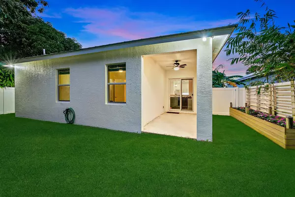 Jupiter, FL 33458,6762 2nd ST