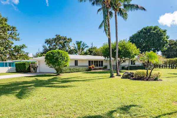 Lake Clarke Shores, FL 33406,7504 Pine Tree LN