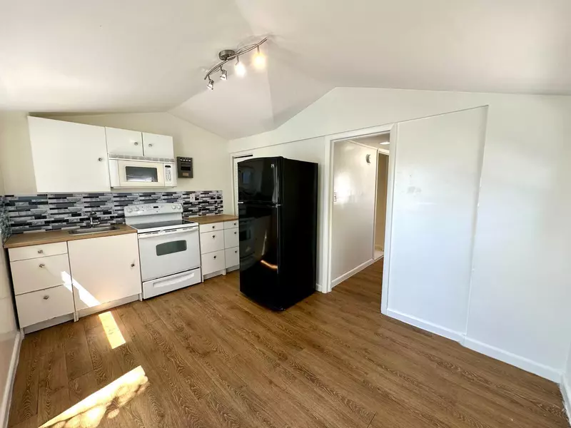 6101 Webster AVE 2, West Palm Beach, FL 33405