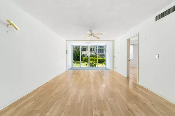 Boynton Beach, FL 33435,2006 S Federal HWY 106