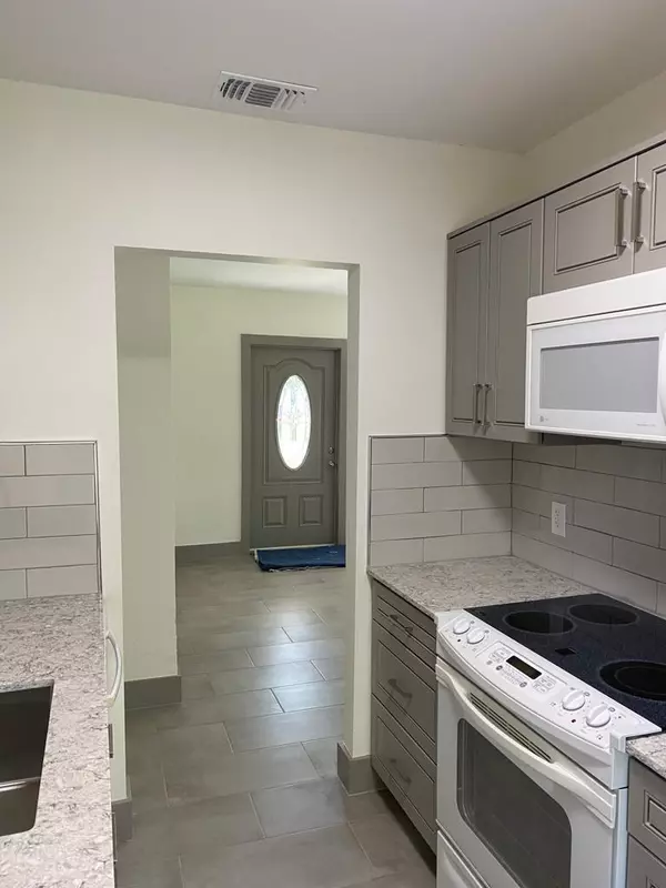 Lake Worth Beach, FL 33460,1218 S B ST