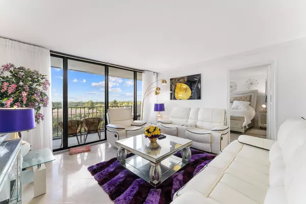 West Palm Beach, FL 33407,5600 N Flagler DR 605