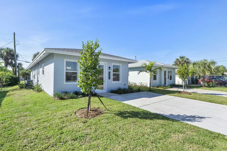 1573 W 16th ST, Riviera Beach, FL 33404