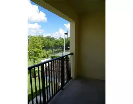 Port Saint Lucie, FL 34986,104 SW Peacock BLVD 3-202