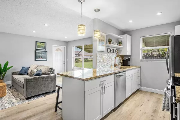 Delray Beach, FL 33445,837 North DR C