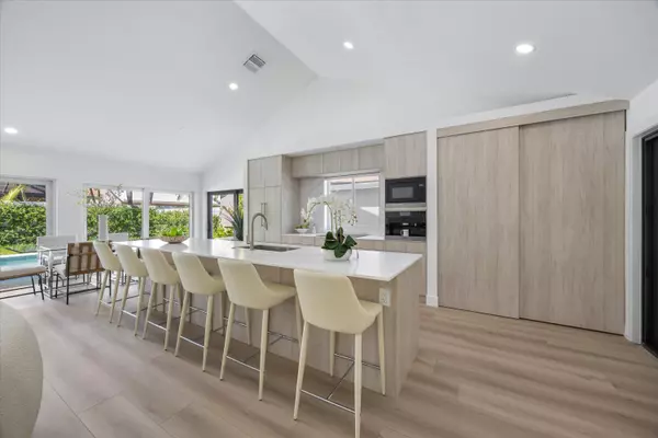 Jupiter, FL 33477,418 River Edge RD