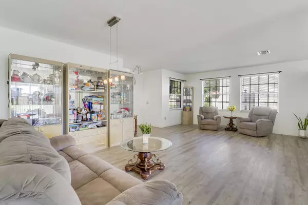 Wellington, FL 33414,9830 Scribner LN