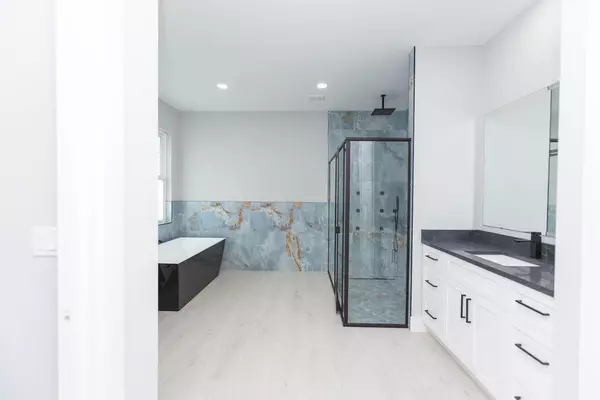 Port Saint Lucie, FL 34953,4365 SW Port St Lucie BLVD