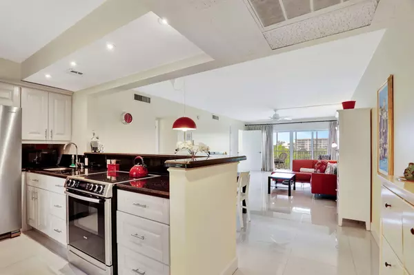 2850 N Palm Aire DR 605,  Pompano Beach,  FL 33069