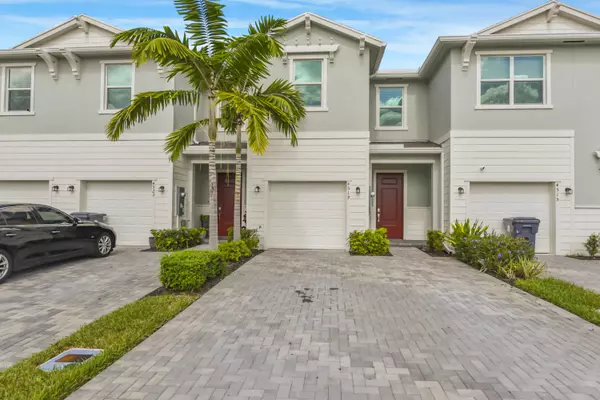 4519 Hollister AVE, Lake Worth, FL 33463