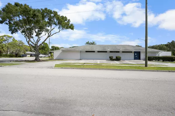 Fort Pierce, FL 34950,1900 Nebraska AVE