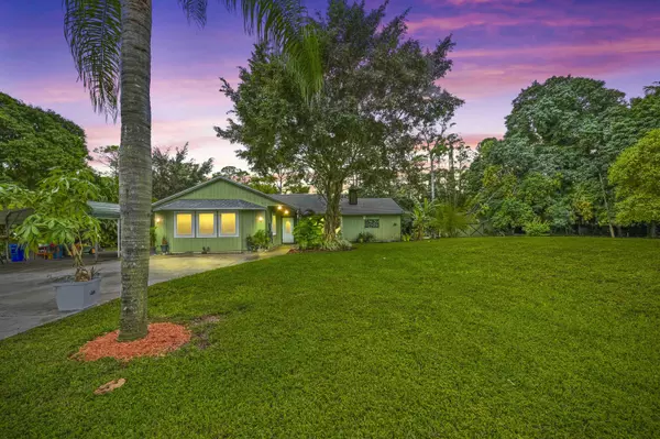 Loxahatchee, FL 33470,14386 N 82nd LN