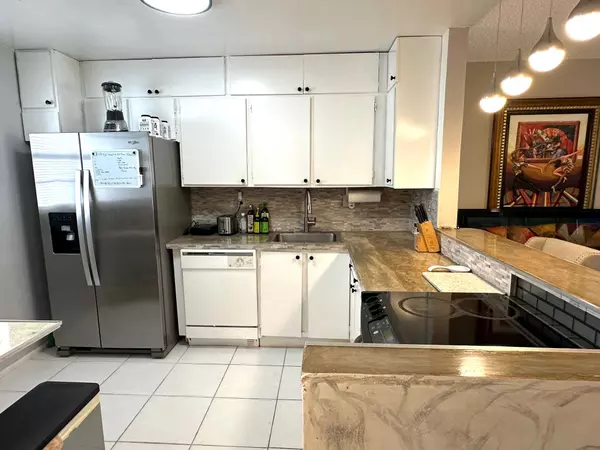 Delray Beach, FL 33445,2600 Fiore WAY 207-B