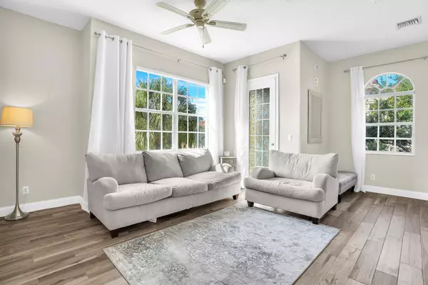 Palm Beach Gardens, FL 33418,4971 Bonsai Circle 209