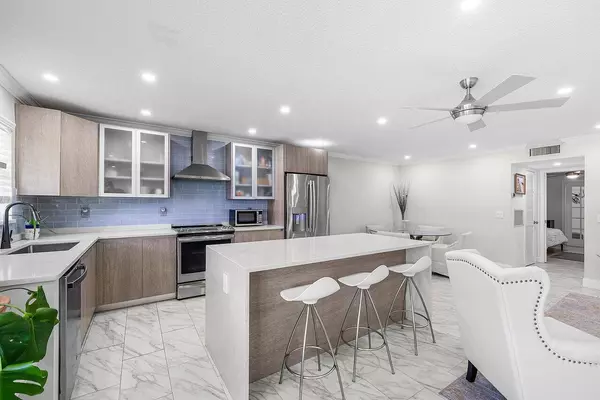 Delray Beach, FL 33445,810 W High Point DR C