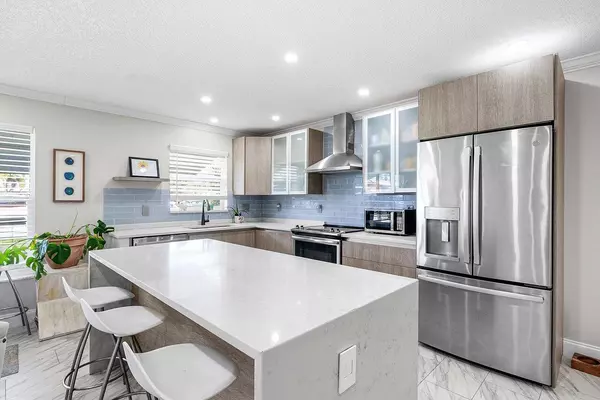 Delray Beach, FL 33445,810 W High Point DR C